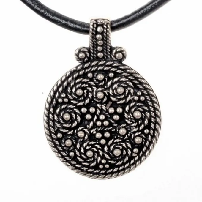 Birka Amulet Grave 943, Silvered