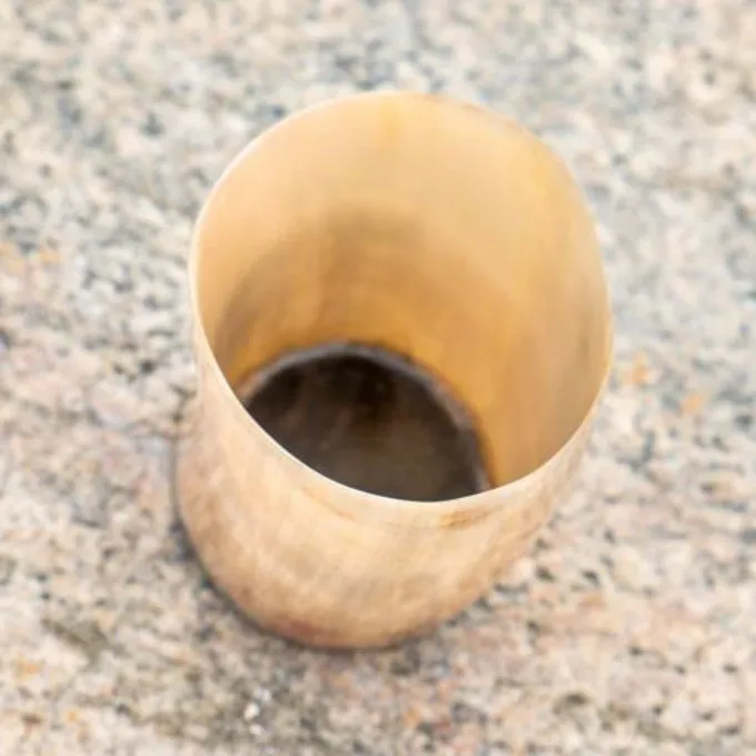 Epic Armoury Horn Cup, Light - Image 3