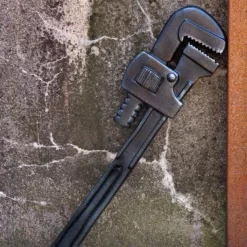 Epic Armoury LARP Wrench, Metal Color