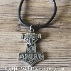 Thor's Hammer Necklace Schonen