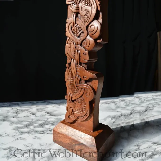 Viking Woodcarving - Image 4