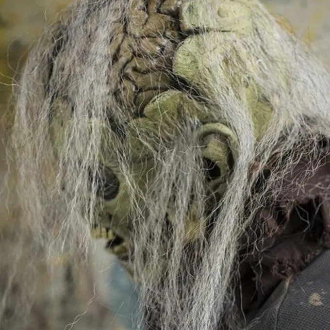 Epic Armoury Zombie Mask With Brains - Image 4